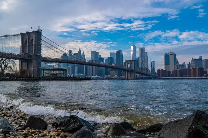 DUMBO Brooklyn Food and Culture Tour