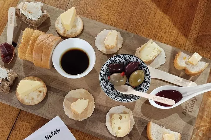 HUNTER VALLEY CHEESEBOARD TASTING - select your favourite cheeses