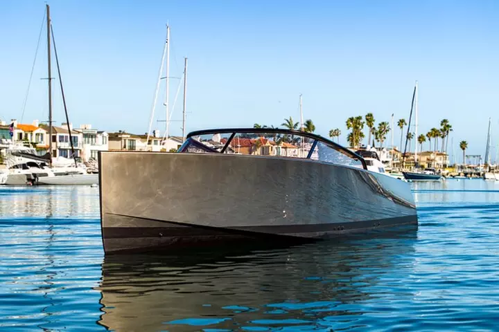 Private 4 hour Cruise to Emerald Bay on 42ft Exotic Yacht for 12