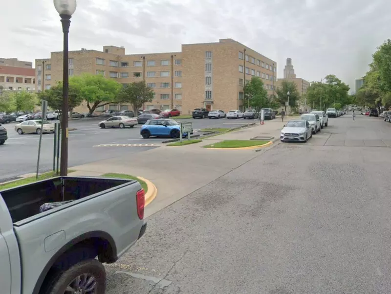 Parking at All Saint's Episcopal Church Lot