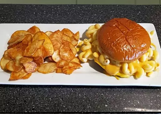 5% Cash Back at Shuff's Last Resort
