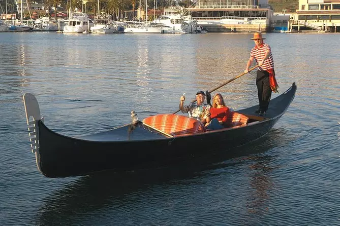 50-minute Gondola Tour of Newport Harbor - Primary Image