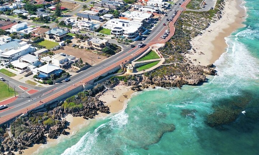 Image 5: 2 Day Pink Lake the Pinnacles and Sand Dunes Coral Coast Tour