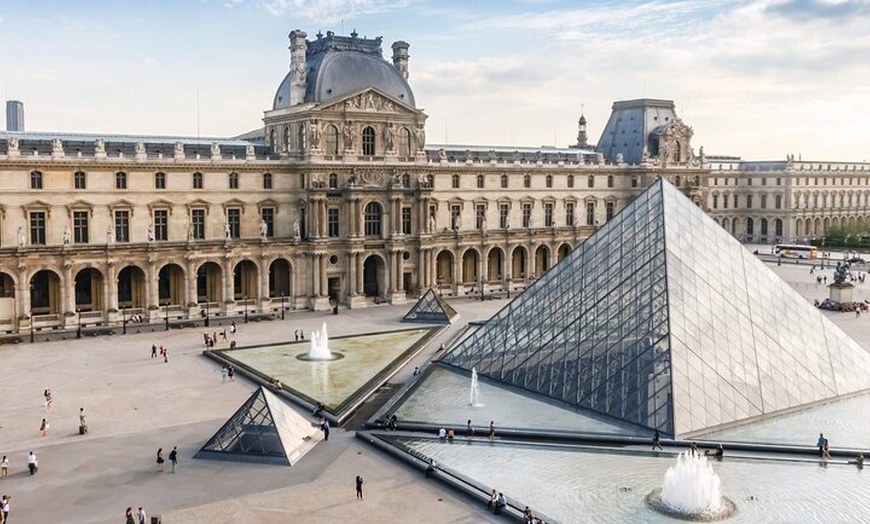 Image 3: Visite guidée privée du musée du Louvre avec Mona Lisa