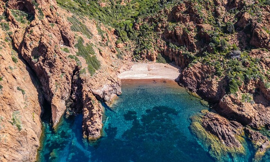 Image 16: Scandola au Soleil Couchant : Girolata & Saveurs Corses