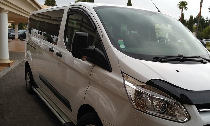Image 9: Servicio de Chofer Privado - Sevilla (Minibuses hasta 8pax)
