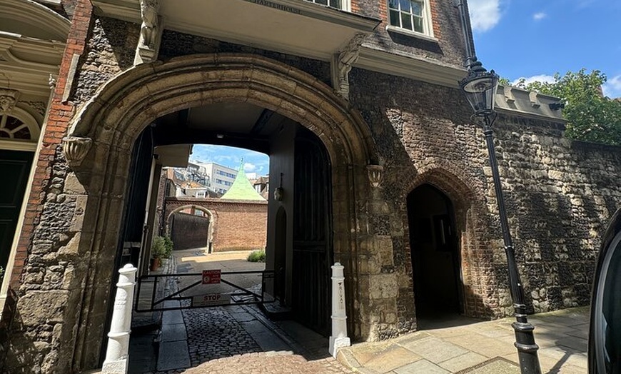 Image 6: London: Medieval Tales and Martyrs Walking Tour
