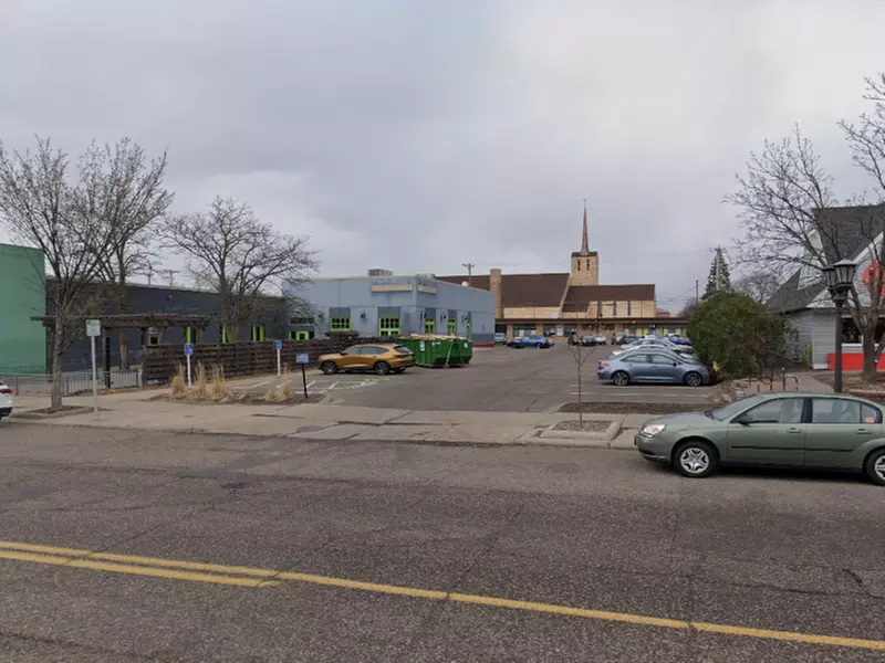 Parking at 917 Grand Ave. Lot