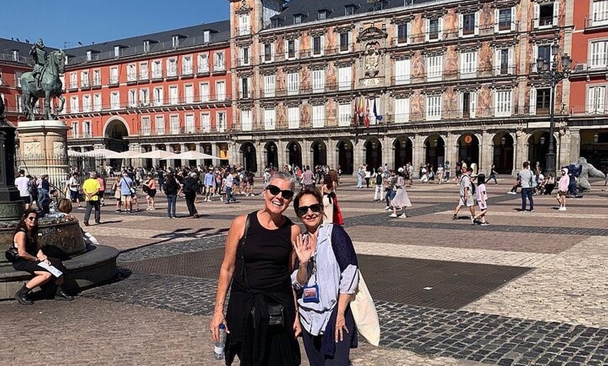 Image 21: Visita guiada a pie por la Ciudad Vieja de Madrid Semiprivada 12ppl...
