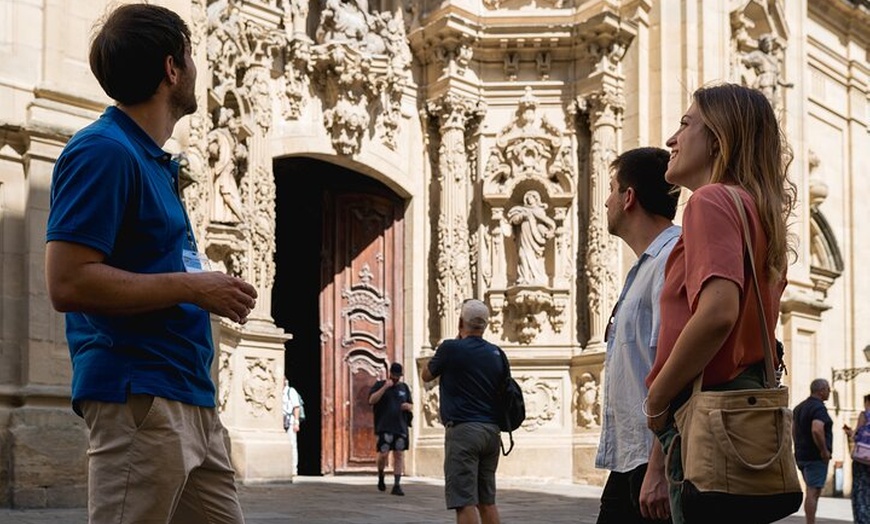 Image 5: Tour a pie por San Sebastián con pintxo y bebida