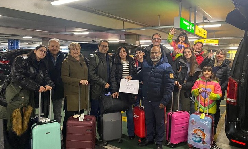 Image 8: Private Transfer Edinburgh Between Train Station and City Centre