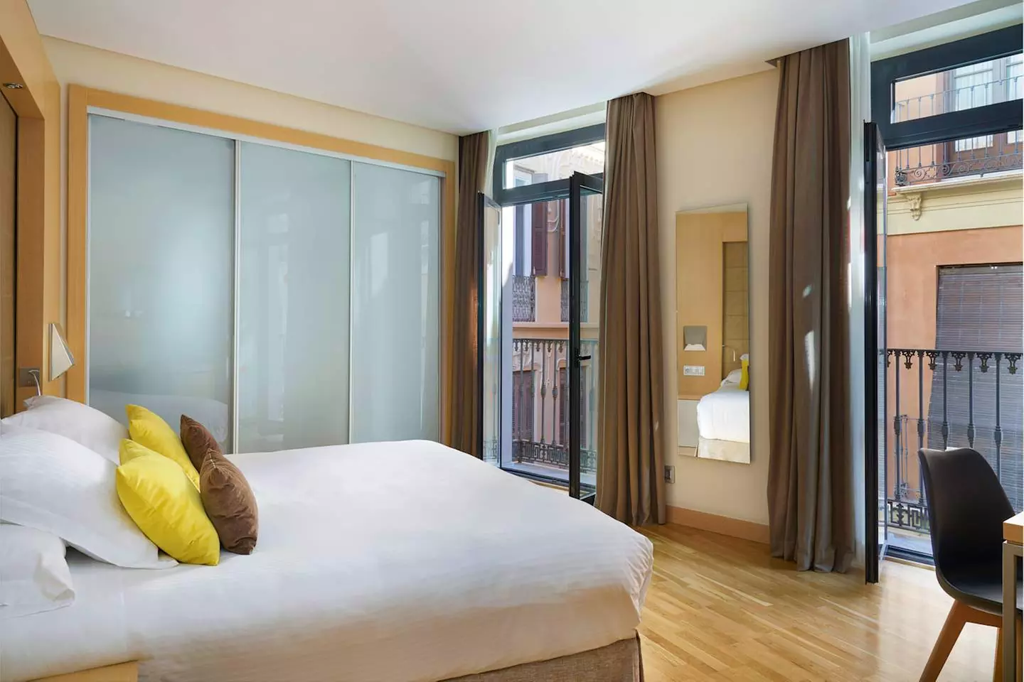 ✈ COSTA DEL SOL | Malaga - Vincci Seleccion Posada del patio 5*, 3 ...