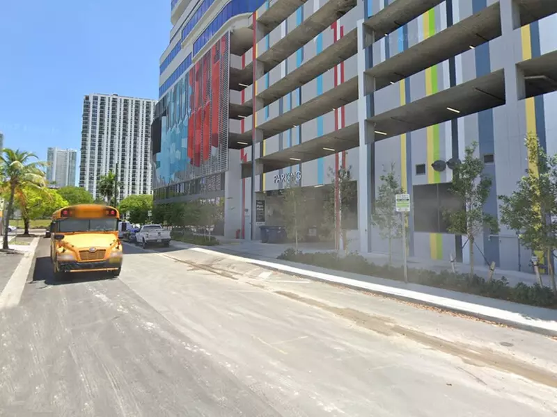 Parking at 2916 N. Miami Ave. Garage - P2507