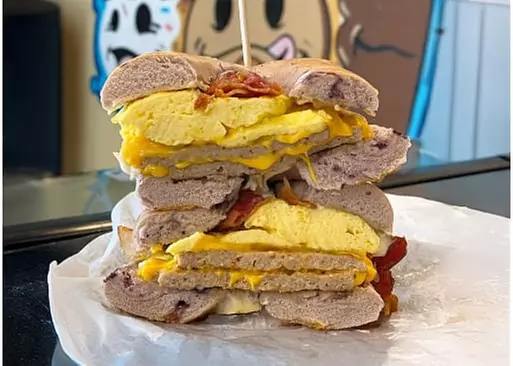 5% Cash Back at Bigworm's Bakery and Deli