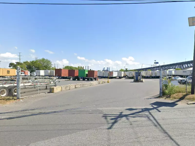 Parking at Park and Sail Lot