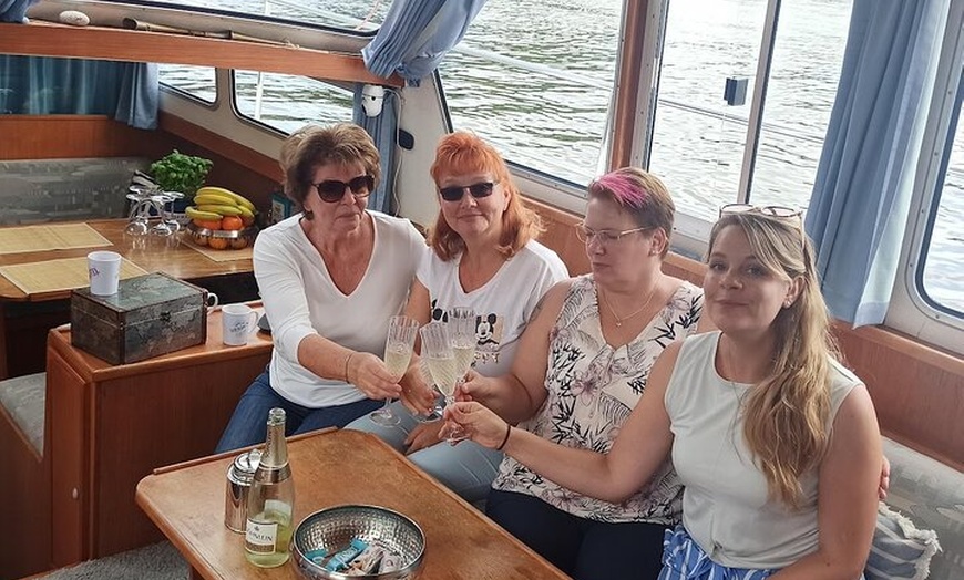 Image 8: SCHLÖSSERRUNDFAHRT Inkl. Skipper Potsdam