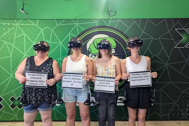 1-Hour Virtual Reality Experience Skull & Books VR - Cocoa Beach