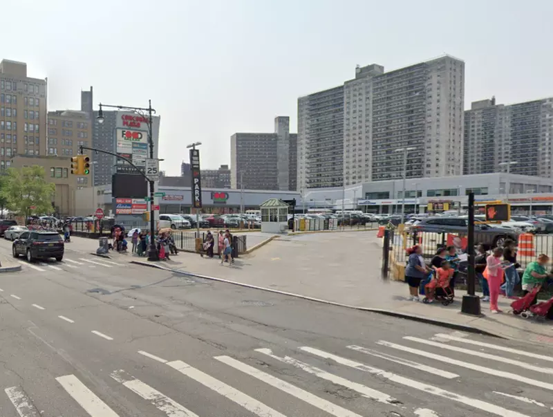 Parking at (SP+) - Concourse Plaza Garage - Primary Image