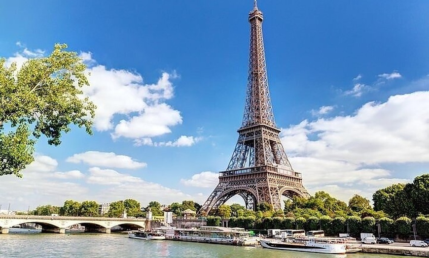 Image 11: Paris Full Day Private Chauffeur Service Berline ou Van