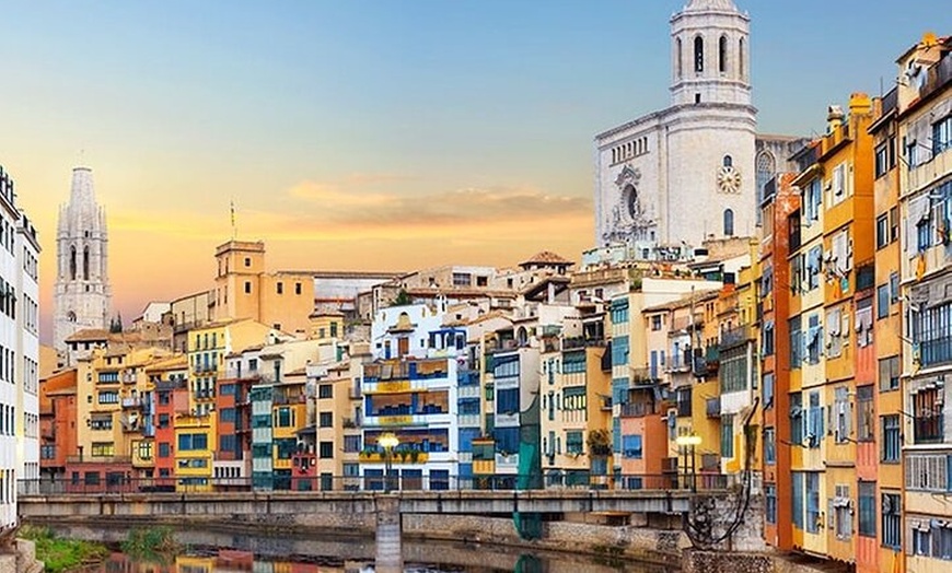 Image 6: Visita Guiada Histórica de Girona en Grupo Pequeño desde Barcelona