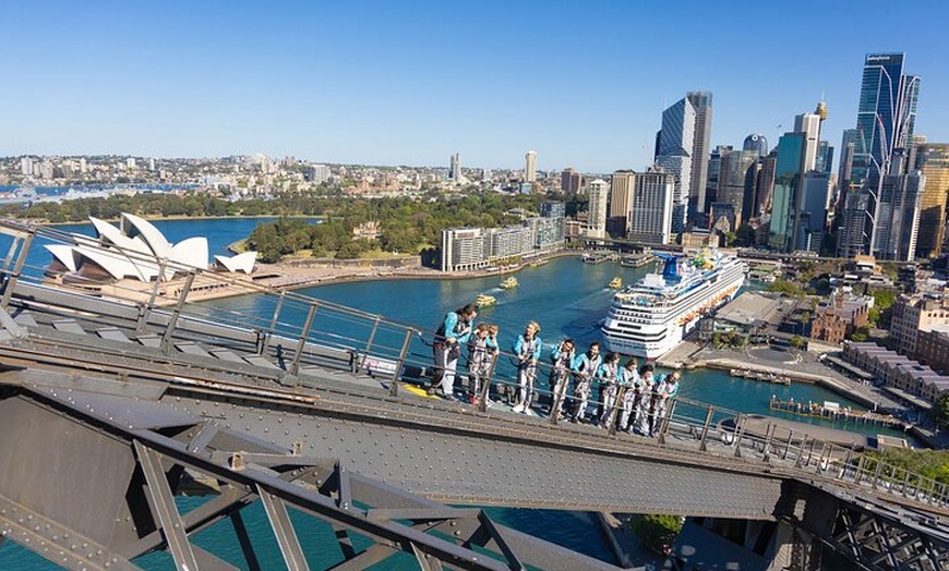 Image 2: Bridgeclimb Sydney With Hotel Pickup and Dropoff
