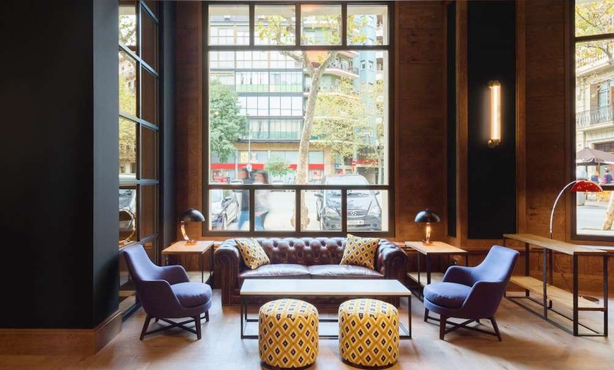 Image 13: ✈ SPAIN | Barcelona - The Corner Hotel 4*, 2 nights - Outdoor swimm...