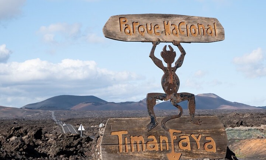 Image 8: Tour Privado Lanzarote : Volcanes, Cuevas & Maravillas Costeras