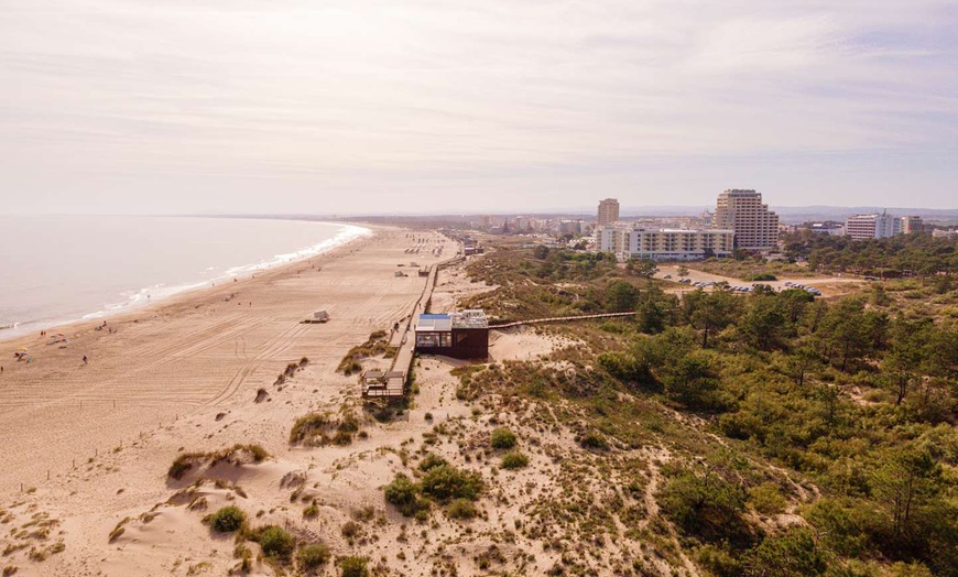 Image 2: ✈ ALGARVE | Monte Gordo - Casablanca Unique Hotel 3*, 2 nachten - B...