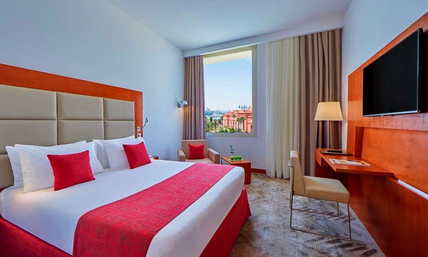 Image 4: ✈ EGYPTE | Le Caire - Steigenberger Hotel El Tahrir Cairo 4*, 3 nui...