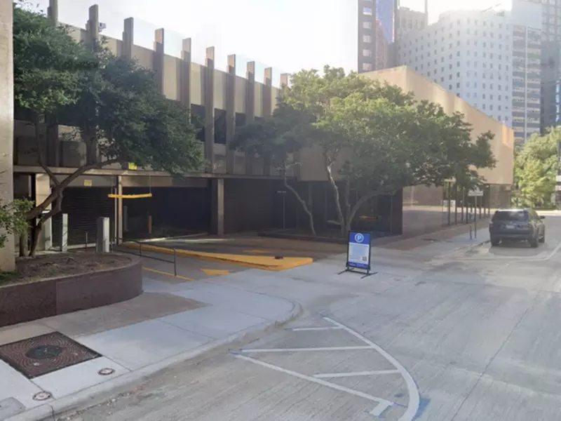 Parking at 2020 Live Oak Garage