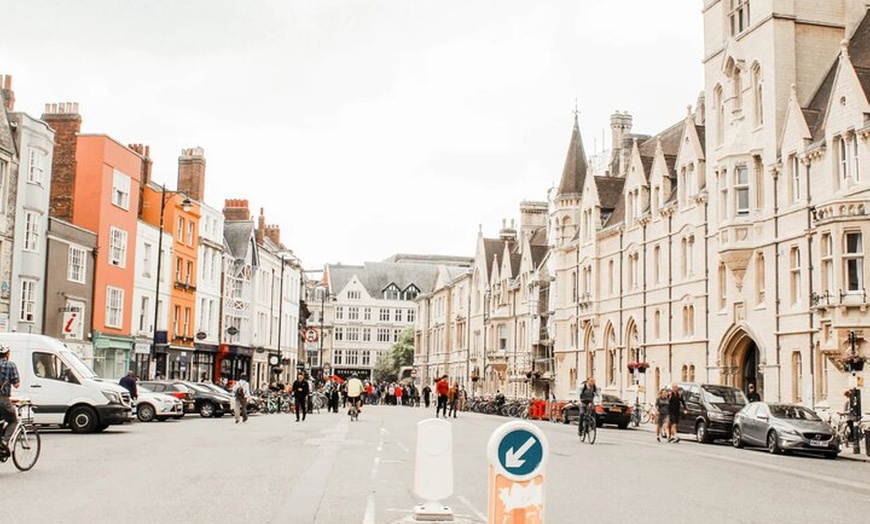 Image 2: London to Oxford Private Transfer