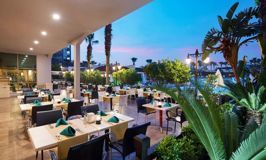 Image 1: ✈ ANTALYA ET SA RÉGION | Manavgat - Aydinbey King's Palace & Spa 5*...