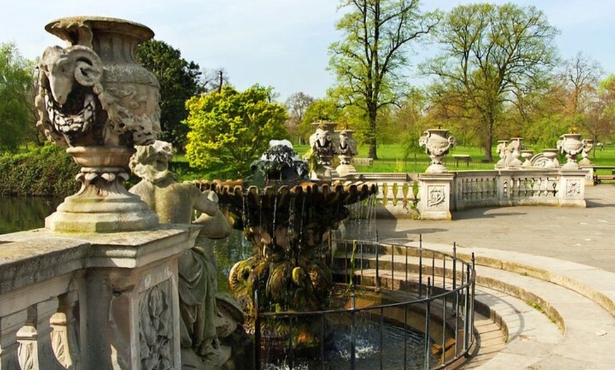 Image 6: Private Full Day Tour of London In A Chauffeured Vehicle