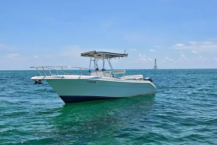 25' Cobia Center Console Boat Rental - Image 2
