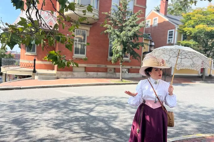 Parasols and Pocket Watches: A History Tour