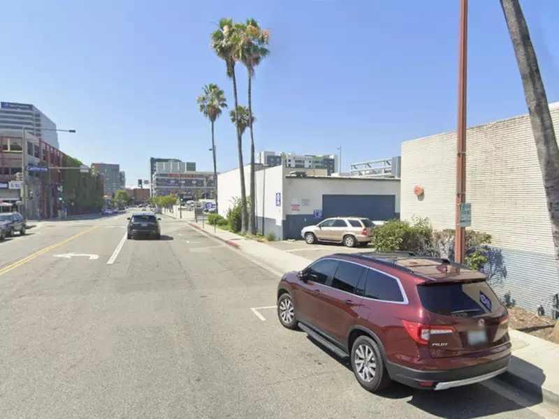 Parking at [SQ48] 309 N. Orange St. Lot - Primary Image