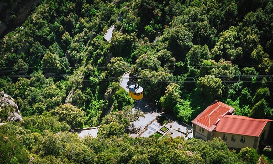 Image 4: Aeri de Montserrat ida y vuelta + Audio City Tour