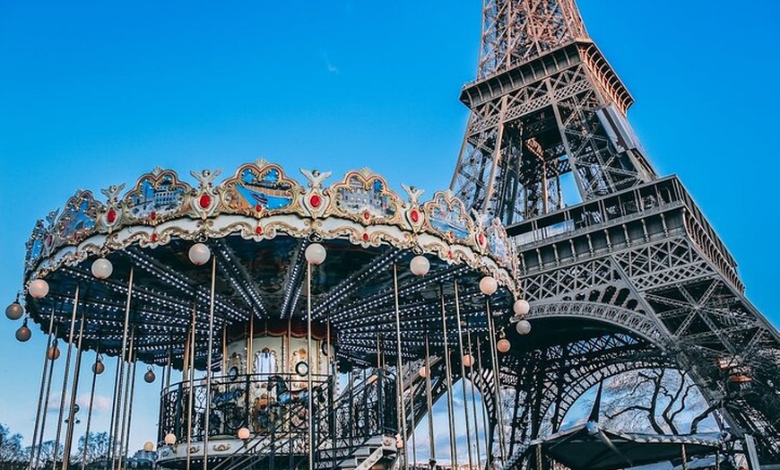 Image 5: Visite privée de Paris avec sites emblématiques et transports en co...