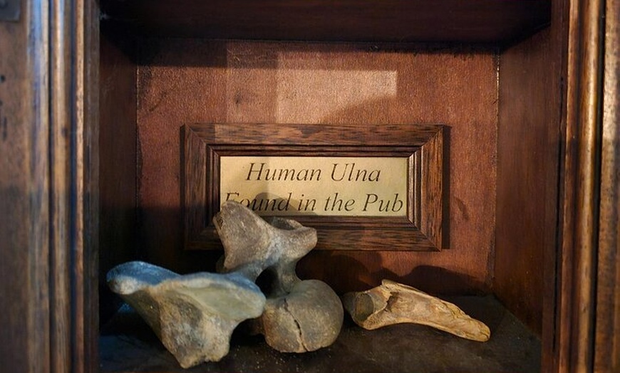 Image 8: Private Riverside London Pub Tour Pilgrims and Pirates