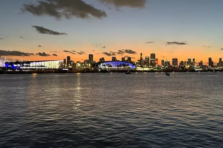 Miami Skyline Sunset Cruise with The Mojito Bar On board