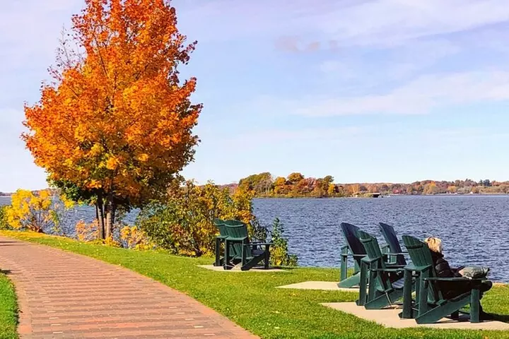 Fall Foliage on the St. Lawrence River - Islands, Lighthouses and Castle Tour - Second Medium