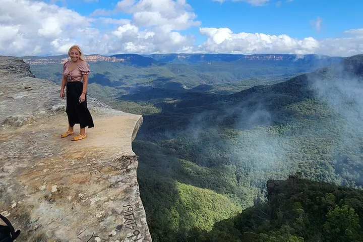 Blue Mountains Small Group Tour with Waterfall Walk & Fresh Lunch