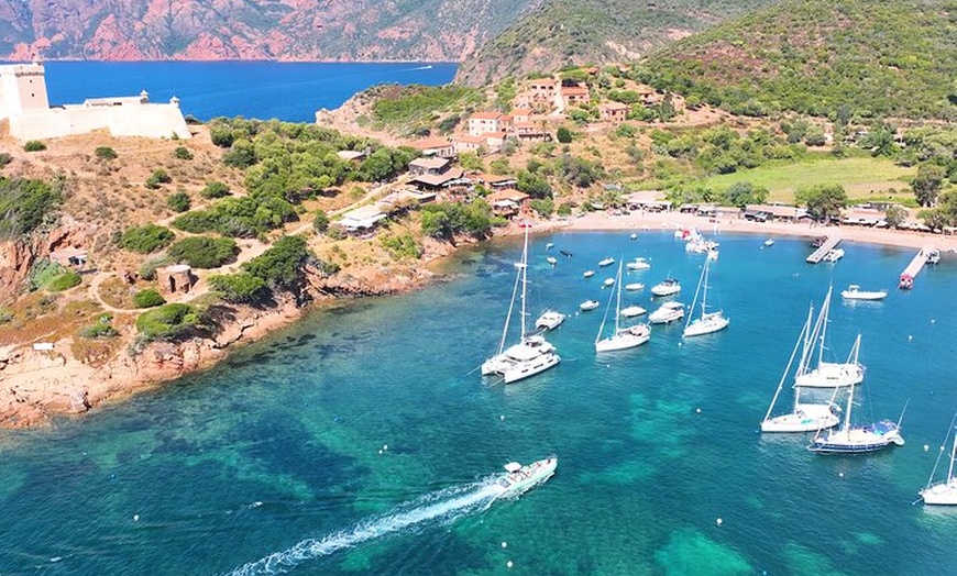Image 1: Excursion de L'ILE Rousse à Scandola et Girolata