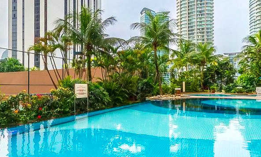 Image 1: ✈ MALESIA | Kuala Lumpur - Perdana Kuala Lumpur City Centre 4* - Pi...