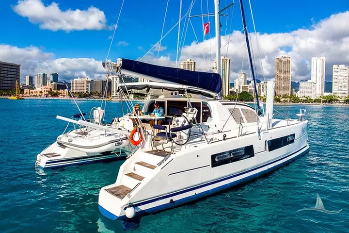 3 Hour Luxury Private Sailing Catamaran for 7-12 People
