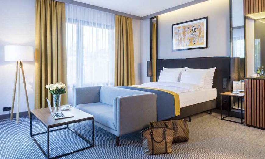 Image 2: ✈ POLEN | Krakau - Grand Ascot 4*, 3 nachten - Stadscentrum