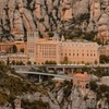 Image 2: Montserrat, Girona y Costa Brava Excursión de 12 horas desde Barcelona