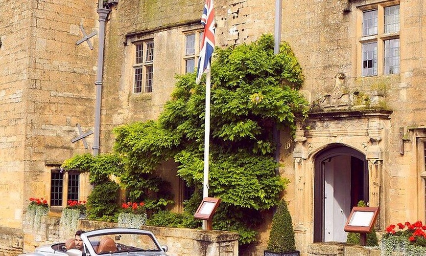 Image 9: Oxford : Cotswolds Tour (Hotel Transport)
