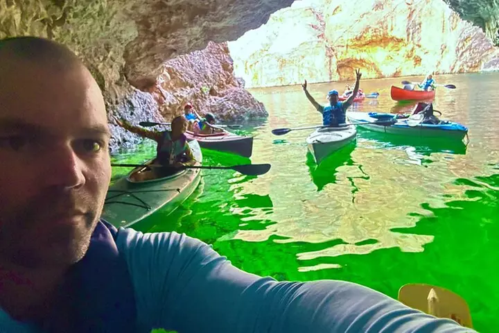 Emerald Cave Kayaking Tour from Las Vegas, Best Dam 1/2 Day Trip