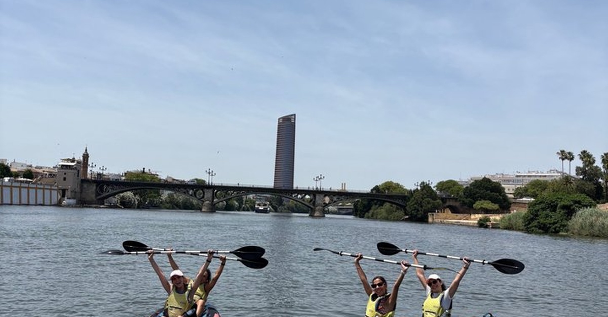 Alquiler de kayak durante 2 horas en Sevilla